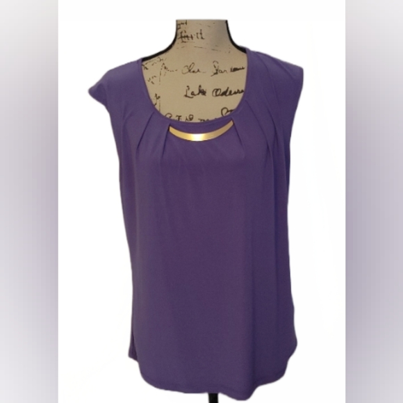 Roz & Ali Tops - ROZ & ALI PURPLE SLEEVELESS TOP SZ LG